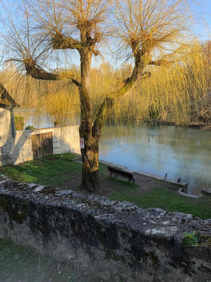 Villa Proche du Loing à Montigny-sur-Loing Extérieur photo